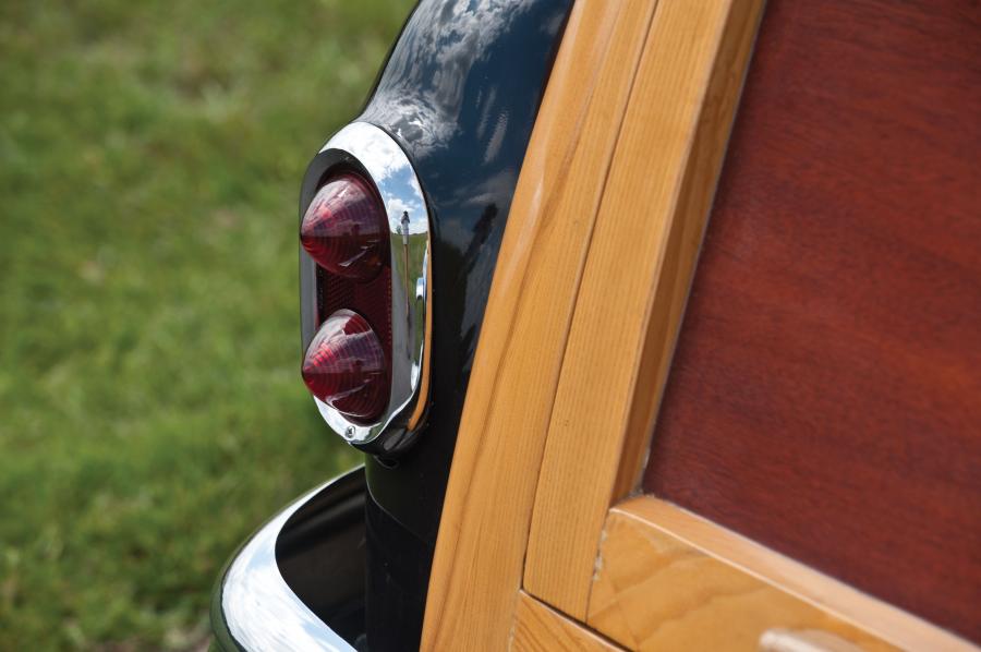  Buick Super Estate Station Wagon 1950 года  (фото 17 из 25)